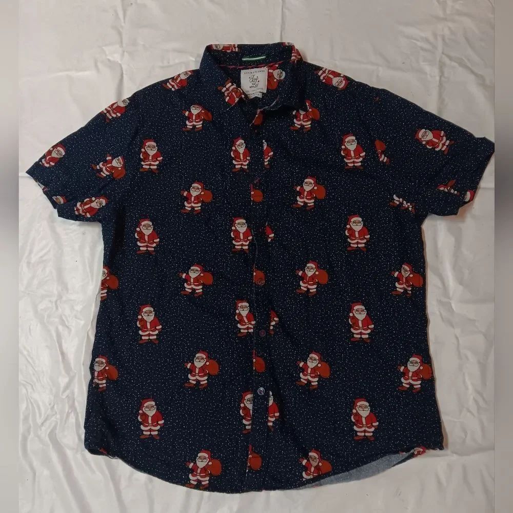 Denim & Flower Short Sleeve Button Up Navy Santa Print Casual Shirt Size L
